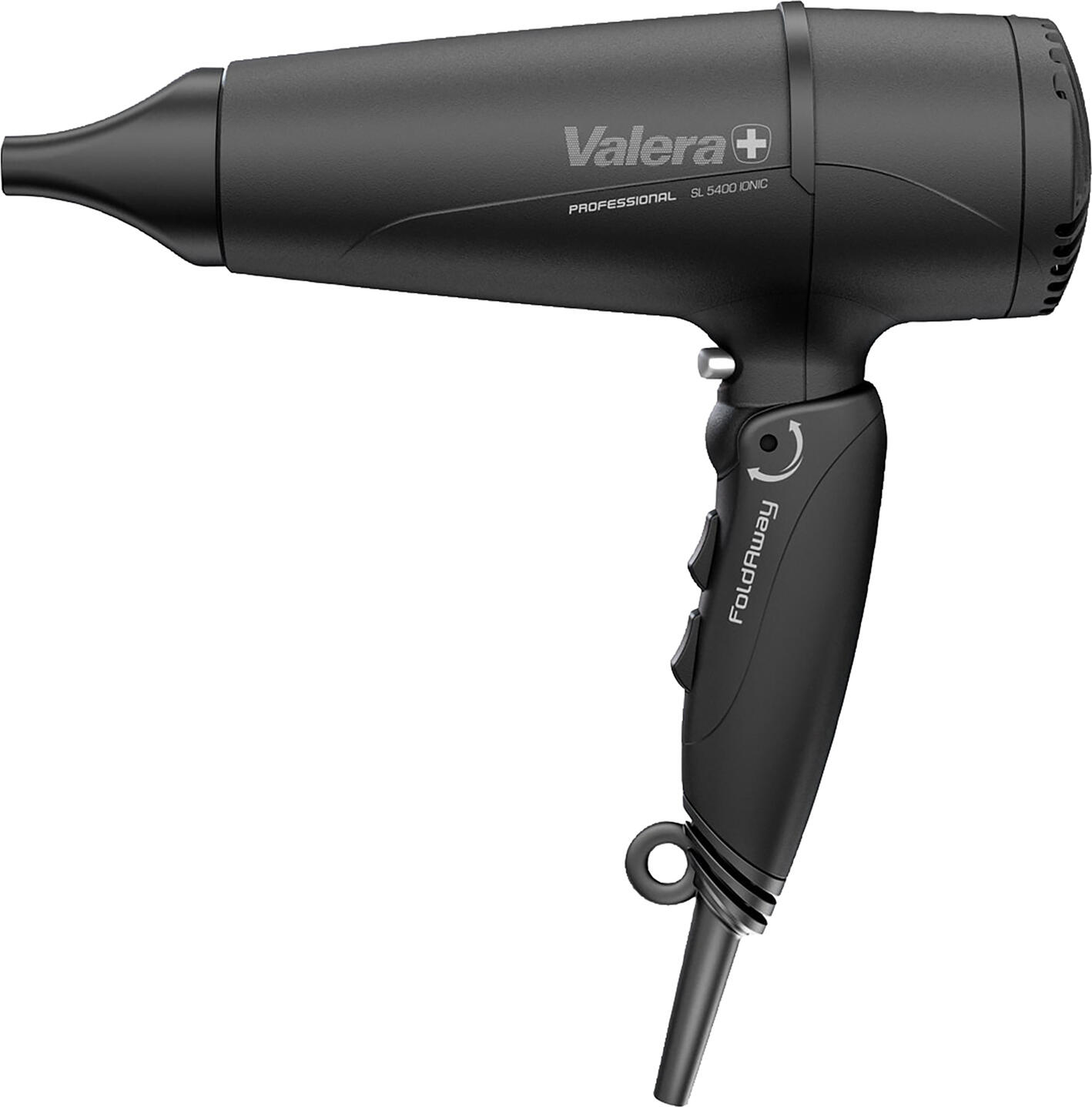 Valera Ligo Electric SA Hair dryer Fold Away 5400 Ionic TF Haartrockner Fold Away 5400 Ionic TF Hair dryer Fold Away 5400 Ionic TF; 8.6x28.5x27.6 cm (WxHxD); black Haartrockner Fold Away 5400 Ionic TF; 8.6x28.5x27.6 cm (BxHxT); schwarz Super-light hairdryer with folding handle for space-saving storage. Weight: 390 g without cable. Ionization function for shiny hair without static electricity. Six combinations of temperature and fan, flexible 2 m cable with Schuko plug and narrow hairdryer nozzle. Hinged air inlet grille for regular cleaning of the air inlet to remove dust. Thermal fuse. Power 2000 watts. Folded height 14.5 cm. Superleichter Haartrockner mit Klappgriff für platzsparende Aufbewahrung. Gewicht: 390 Gramm ohne Kabel. Ionisierungsfunktion für glänzendes Haar ohne statisches Aufladen. Sechs Kombinationen von Temperatur und Gebläse, flexibles 2 m Kabel mit Schuko-Stecker und schmale Föhndüse. Aufklappbare Lufteintrittsgitter für regelmäßige Reinigung des Lufteintritts von Staub. Thermosicherung. Leistung 2000 Watt. Gefaltete Höhe 14,5 cm.