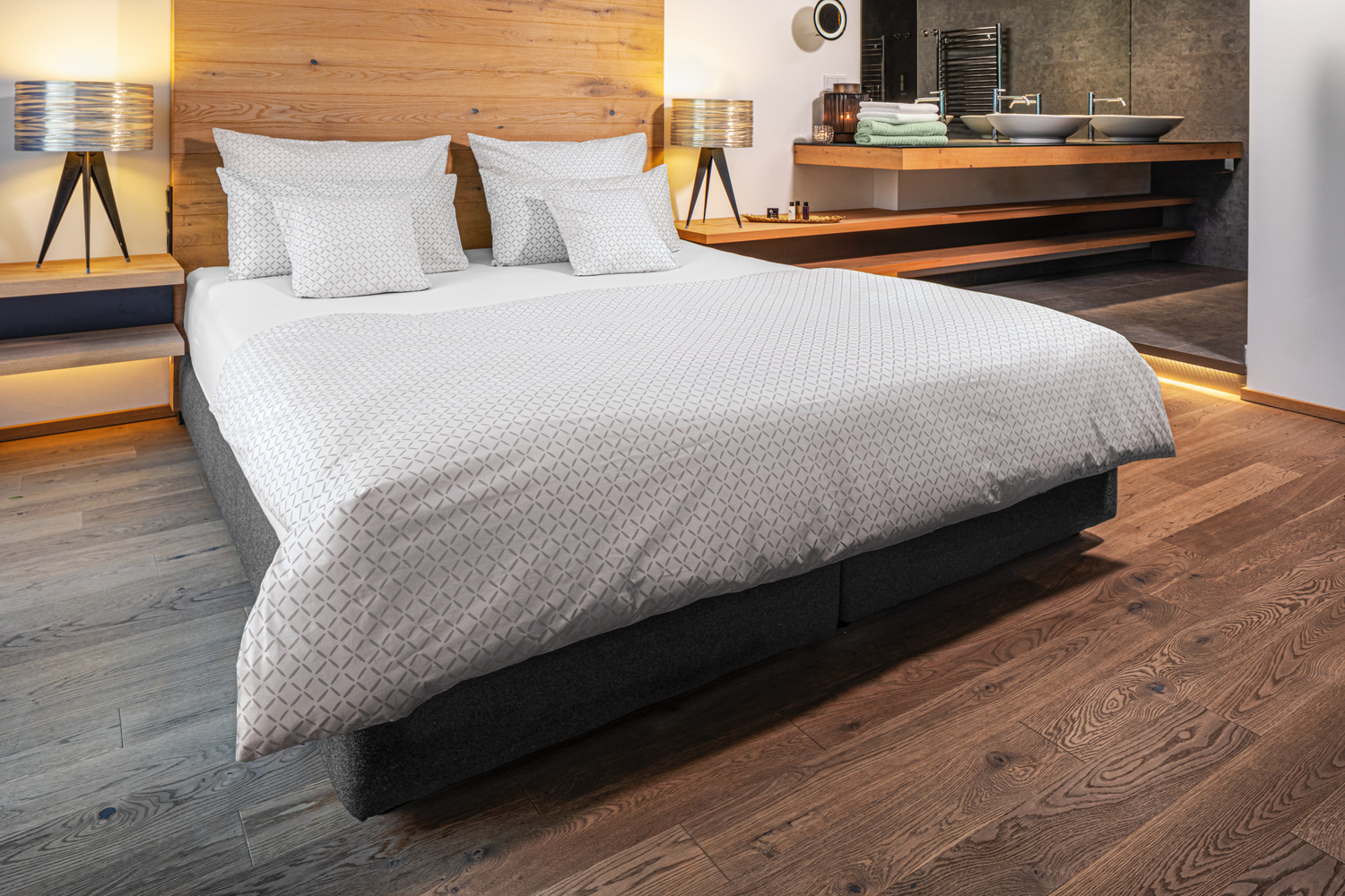 Husa pentru plapa ERWIN M. LUSINI Solutions GmbH Cross, 100% bumbac percale, 200 TC, 135 x 200 cm, OEKO-TEX Standard 100, Durabila si Prietenoasa cu Pielea