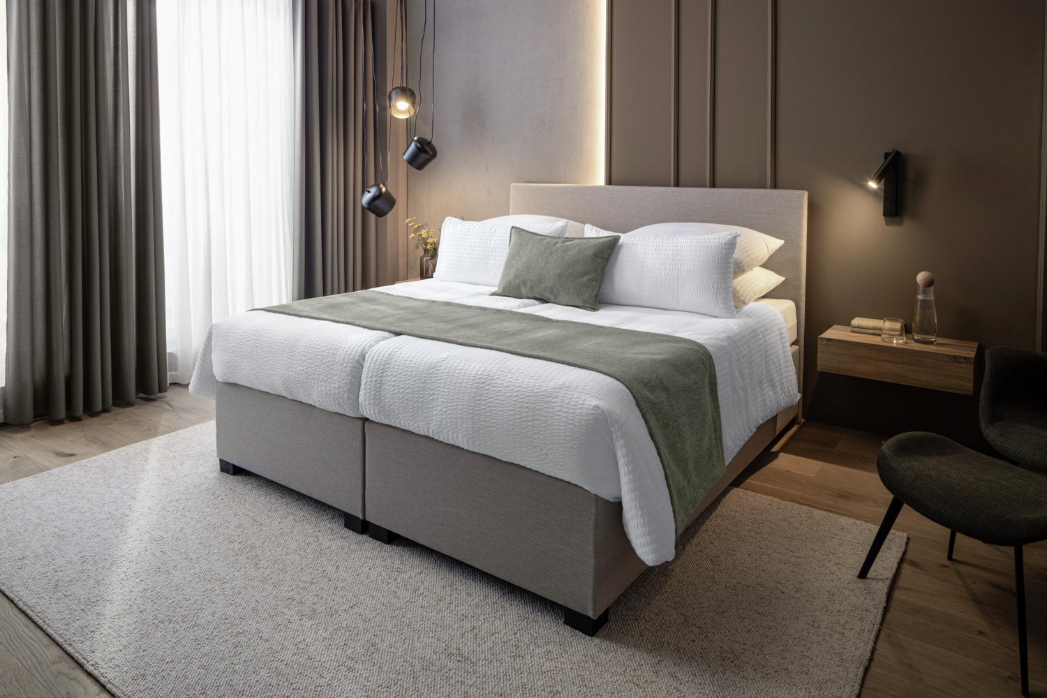 Husa pentru perna ERWIN M. LUSINI Mallorca, 100% bumbac seersucker, 65 x 100 cm, Alb, Fermoar, Respirabila, OEKO-TEX Standard 100, Utilizare Profesionala