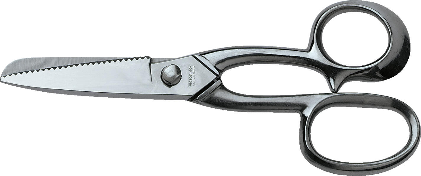 Victorinox Victorinox AG Fish scissors Fischschere Fish scissors; 21 cm (L); silver Fischschere; 21 cm (L); silber KITCHEN UTENSILS PRACTICAL KITCHEN TOOLS FOR EVERY TASK - Robust and durable tools for different tasks - Practical kitchen helpers with high functionality - Manufactured with know-how and a first-class understanding of design The right kitchen utensils make cooking easier and help professional and amateur chefs prepare delicious meals that you can enjoy with your loved ones. The kitchen utensils collection is characterized by classic design and attention to detail. It is made from high-quality materials and offers exactly what chefs need: reliable, functional helpers for every kitchen task. From the bidirectional kitchen grater to the agile tomato peeler, you will find the right tools for your kitchen toolbox here. KÜCHENUTENSILIEN PRAKTISCHE KÜCHENWERKZEUGE FÜR JEDE AUFGABE - Robuste und widerstandsfähige Werkzeuge für unterschiedliche Aufgaben - Praktische Küchenhelfer mit hoher Funktionalität - Gefertigt mit Know-how und erstklassigem Design-Verständnis Die richtigen Küchenutensilien erleichtern das Kochen und unterstützen Profi- und Hobbyköche bei der Zubereitung leckerer Mahlzeiten, die Sie mit Ihren Liebsten genießen können. Die Küchenutensilien-Kollektion zeichnet sich durch klassisches Design und Liebe zum Detail aus. Sie besteht aus hochwertigen Materialien und bietet exakt, was Köche brauchen: verlässliche funktionale Helfer für jede Küchenaufgabe. Von der bidirektionalen Küchenreibe bis zum wendigen Tomatenschäler finden Sie hier die richten Tools für Ihre Küchenwerkzeugkiste.