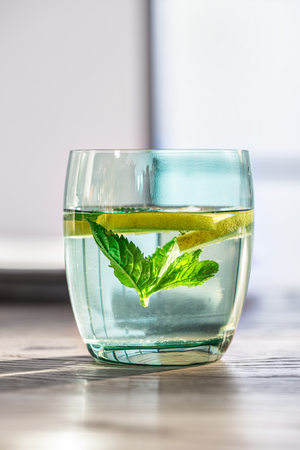 VEGA Amantea Crystal Drinking Glass, Green, 450 ml, Crystal Glass, Made in Germany, Dishwasher Safe, for Water, Juice and Cocktails