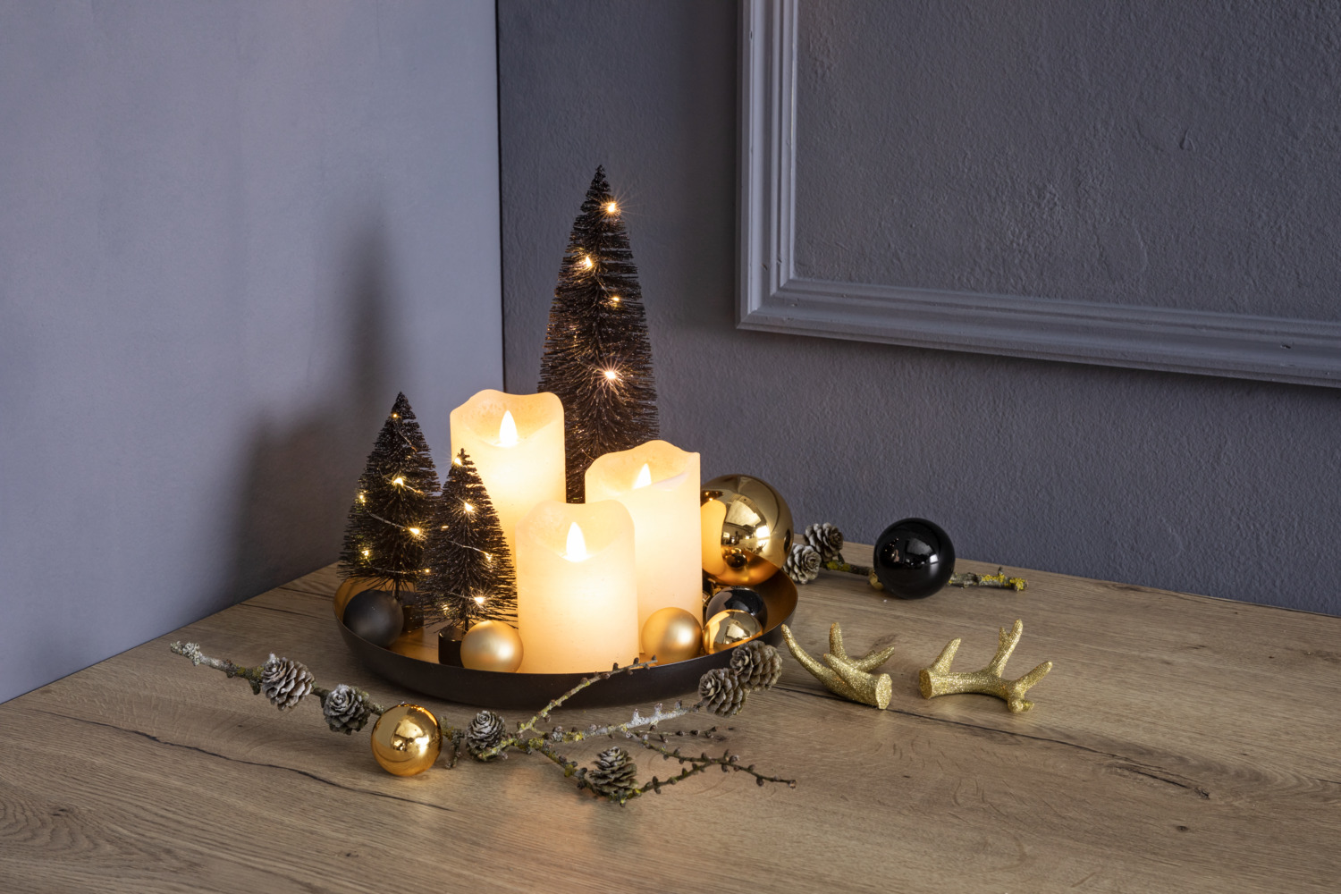 Set de 3 piese Lumanari LED din ceara naturala Vega Gardi, Albe Crem, Forma Pillar cu Fitil Intermitent si Timer, Diametru 7.6cm, Inaltimi 10cm 12cm 15cm