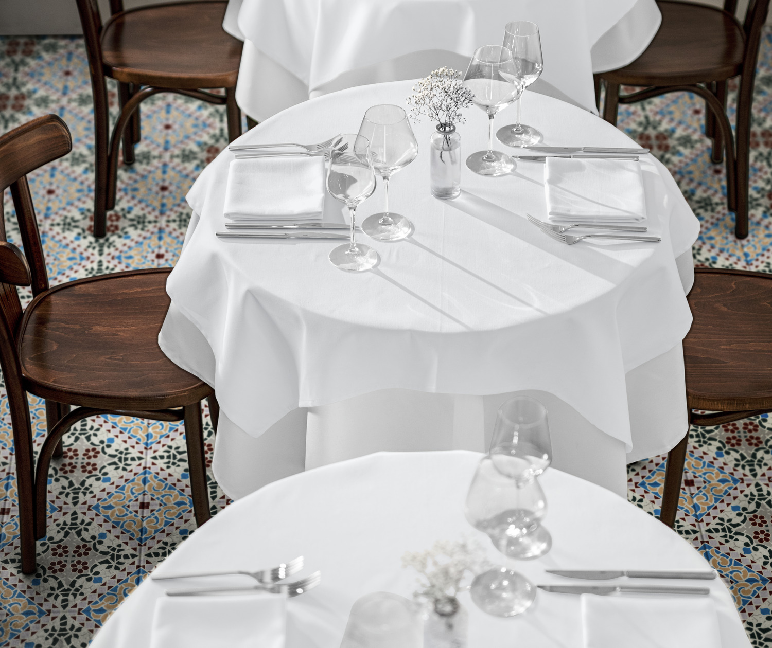 ERWIN M. LUSINI Vivienne Rectangular Tablecloth, 130 x 220 cm, White, 50% Cotton 50% Polyester Plain Satin Weave, OEKO-TEX Standard 100