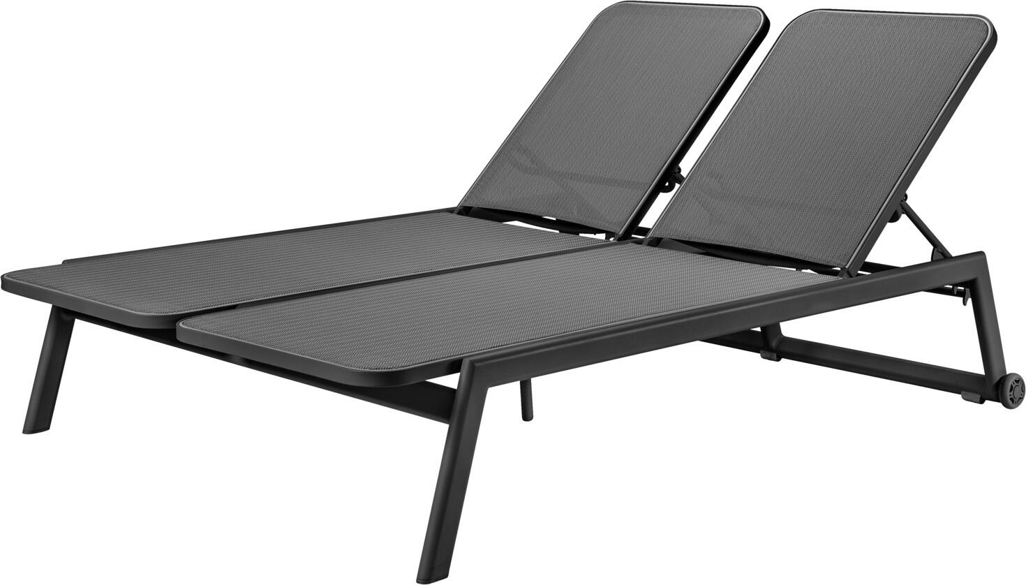 VEGA LUSINI Solutions GmbH Double sun lounger Solaro Doppel-Sonnenliege Solaro Double sun lounger Solaro; 192x129x35 cm (LxWxH); seat anthracite, base anthracite Doppel-Sonnenliege Solaro; 192x129x35 cm (LxBxH); Sitz anthrazit, Gestell anthrazit Discover our modern double lounger for 2 people with adjustable backrests - perfect for shared comfort and relaxing hours for two. The lounger is particularly lightweight and easy to move thanks to its integrated castors. The quick-drying textile covering ensures a pleasant lying sensation and is also easy to clean. The simple, high-quality design blends elegantly into any wellness or pool landscape. A high level of comfort even without an additional cover saves time and effort for staff - ideal for gardens, terraces and wellness areas. Entdecken Sie unsere moderne Doppelliege für 2 Personen mit verstellbaren Rückenlehnen – perfekt für gemeinsamen Komfort und entspannte Stunden zu zweit. Die Liege ist besonders leicht und dank integrierter Rollen mühelos zu bewegen. Die schnelltrocknende Textilen-Bespannung sorgt für ein angenehmes Liegegefühl und ist zudem pflegeleicht. Das schlichte, hochwertige Design fügt sich elegant in jede Wellness- oder Poollandschaft ein. Hoher Liegekomfort auch ohne zusätzliche Auflage spart Zeit und Aufwand beim Personal – ideal für Garten, Terrasse und Wellnessbereiche.