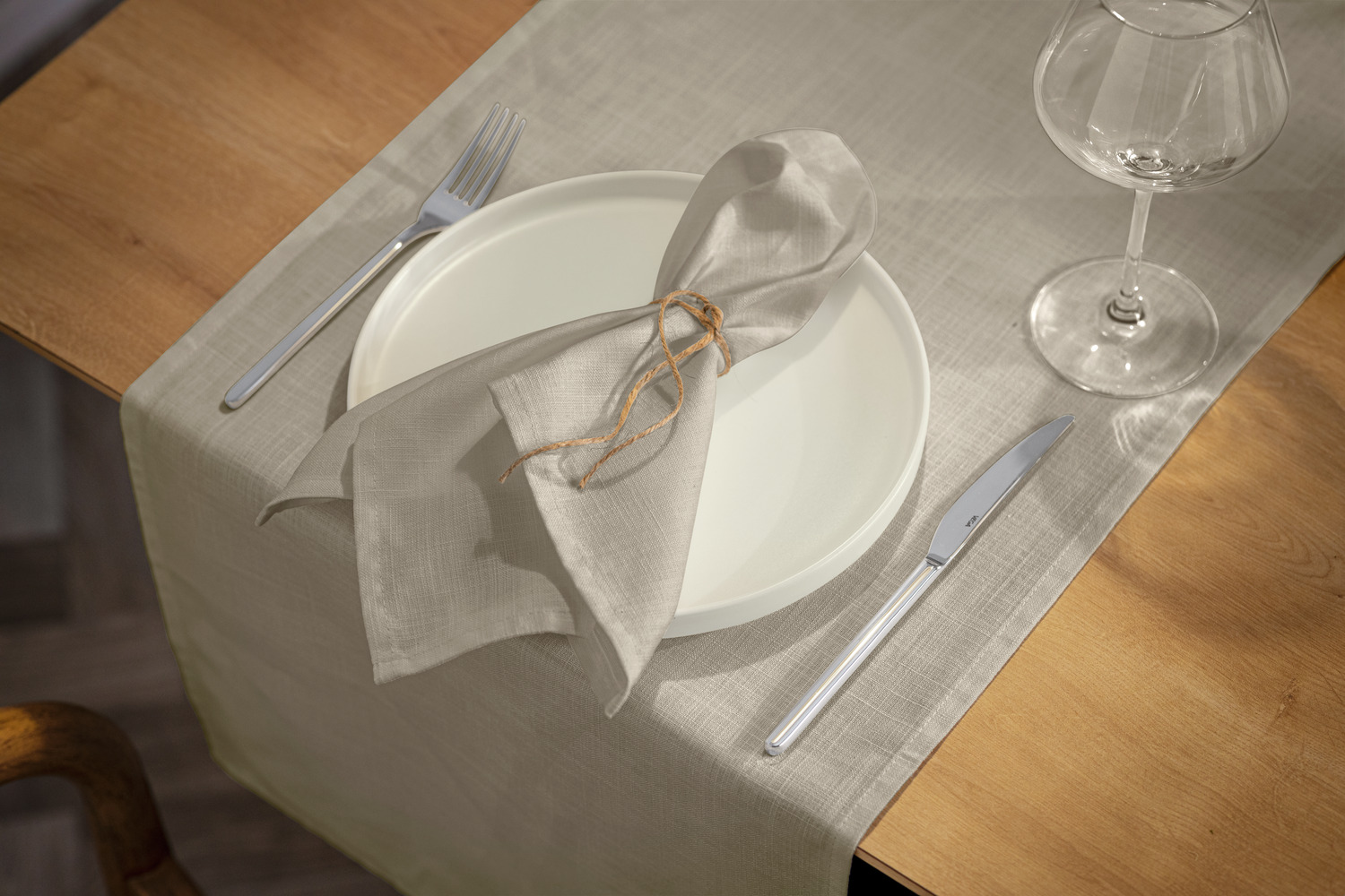 ERWIN M. LUSINI Yardware Ledana Table Runner Fabric by the Metre, 320 cm Width, Polyester Linen Blend, Textured Sand, OEKO-TEX Standard 100
