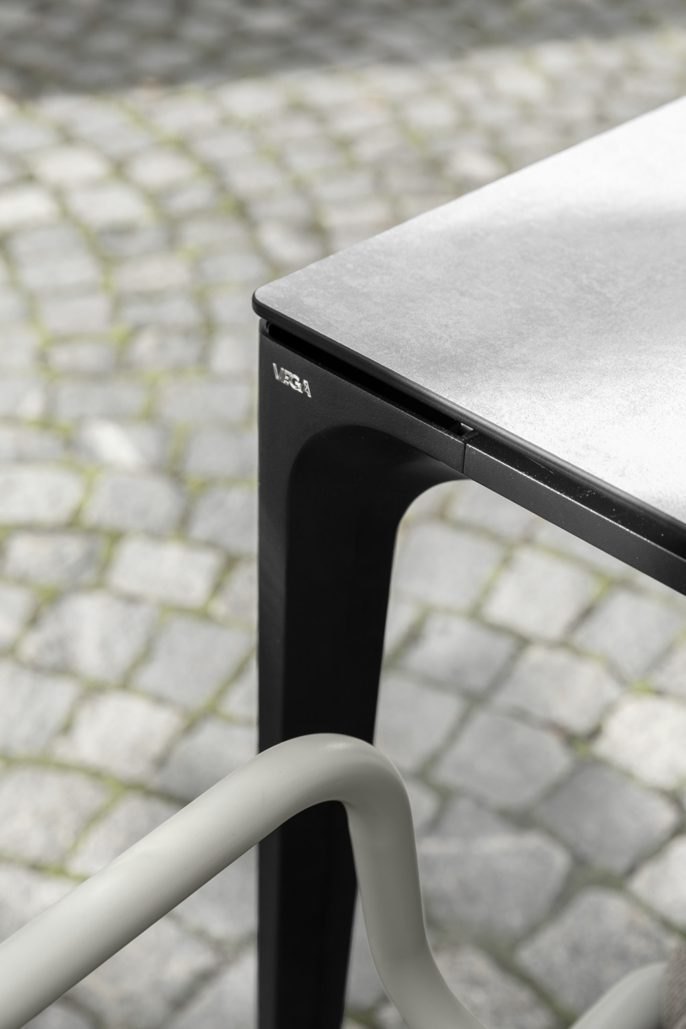 VEGA Linero Outdoor Table, Square 80x80x72 cm, Stone-grey HPL Compact Laminate Top, Black Powder-coated Aluminium Frame, Weatherproof Professional Catering Table