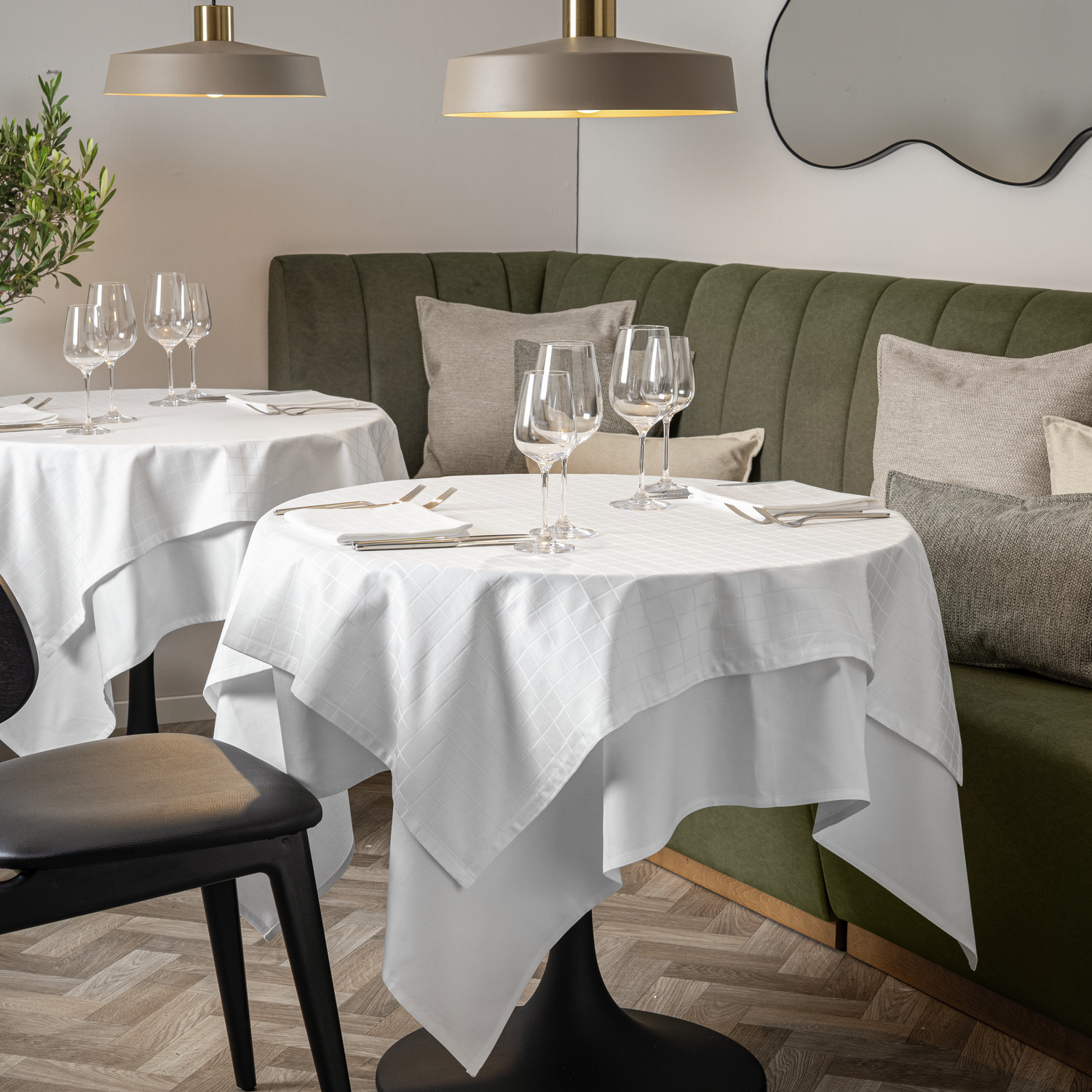 Erwin M. Avella Tablecloth, 100% Mercerised Cotton, Damask Chequered Pattern, Square 130 x 130 cm, White, Boil-proof, OEKO-TEX Standard 100