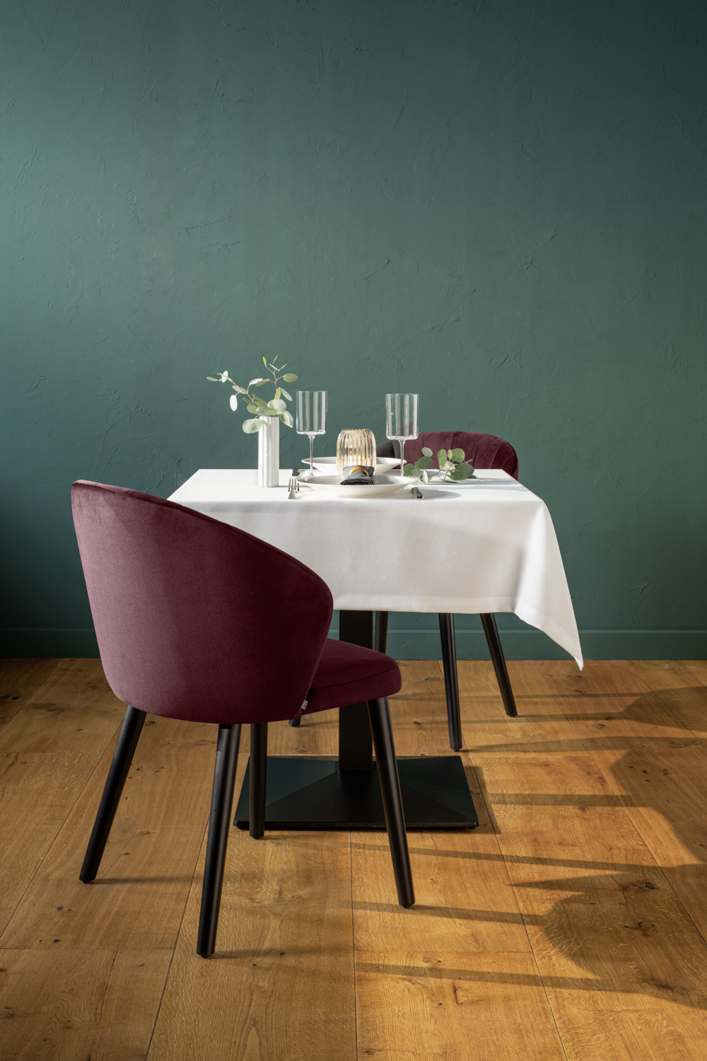 VEGA Ambrosia Upholstered Chair, Violet Velvet Fabric, Black Beech Wood Legs, Pipe Quilting, 54x59x82 cm, Fire Retardant