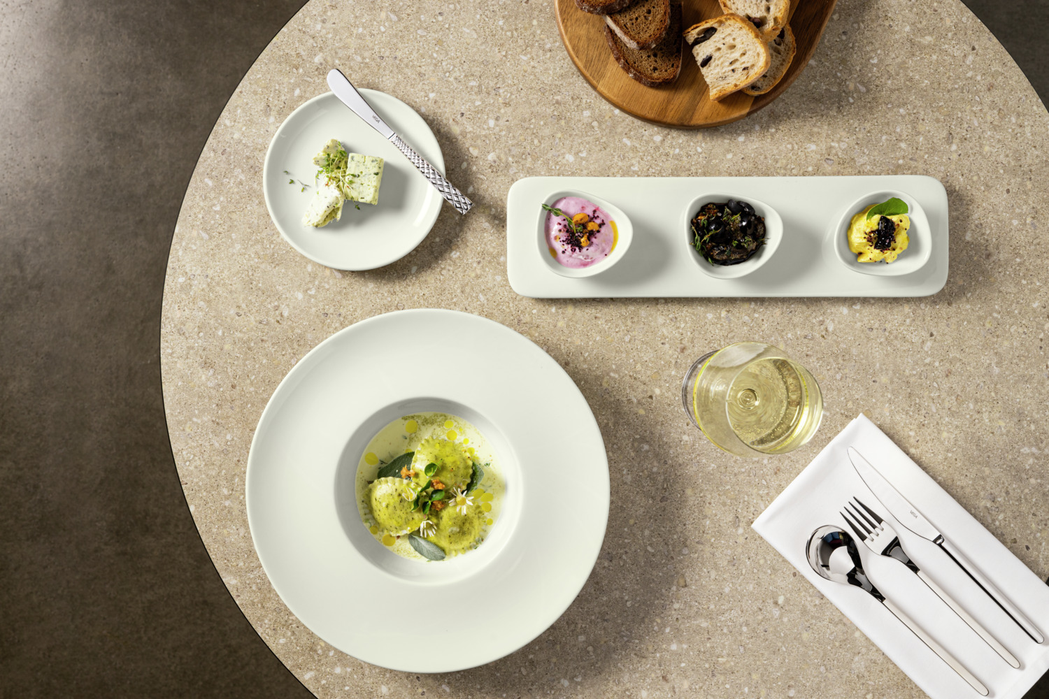 VEGA Opus Flat Round Porcelain Plates, Ivory, 15 cm Diameter, Rimless Minimalist Design, Dishwasher and Microwave Safe, Set of 6
