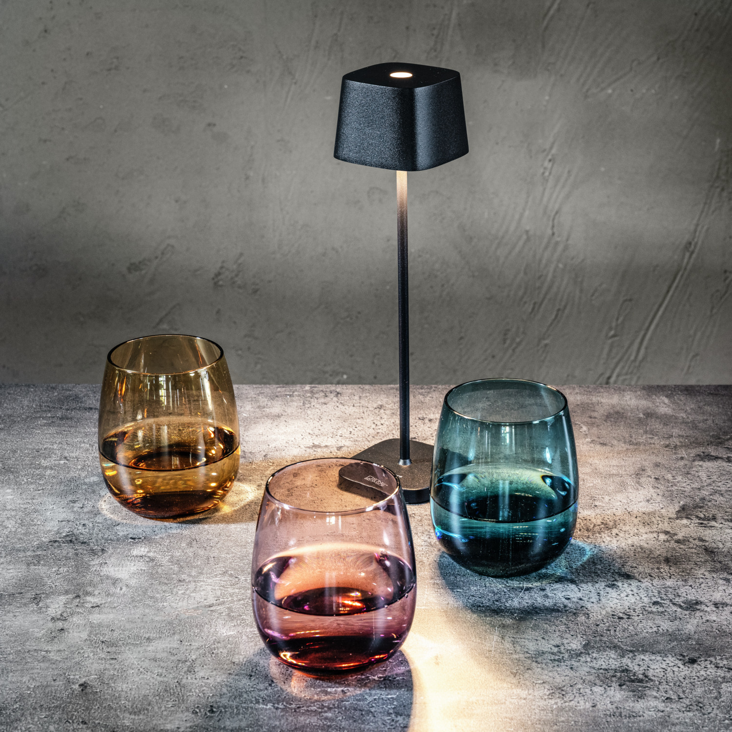 Set de 6 pahare universale pentru apa VEGA Bea, sticla colorata chihlimbar, 375 ml, extrem de robuste si rezistente la masina de spalat vase