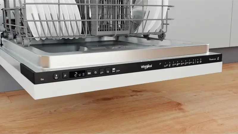 Whirlpool WIO 3T133 PE 6.5 Built-in Full Size Dishwasher, Black, 14 Place Settings, 6th Sense Technology, NaturalDry, PowerClean, 10 Programs, 43 dB
