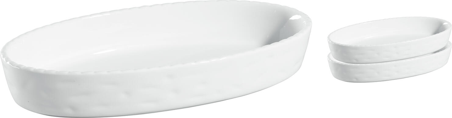 Tava de copt ovala din porcelana alba VEGA Kalumi, 650 ml, 23.3 x 13.2 x 4 cm, exterior texturat ciocanit, margine scallop, rezistenta la cuptor pana la 300C, set de 3 piese