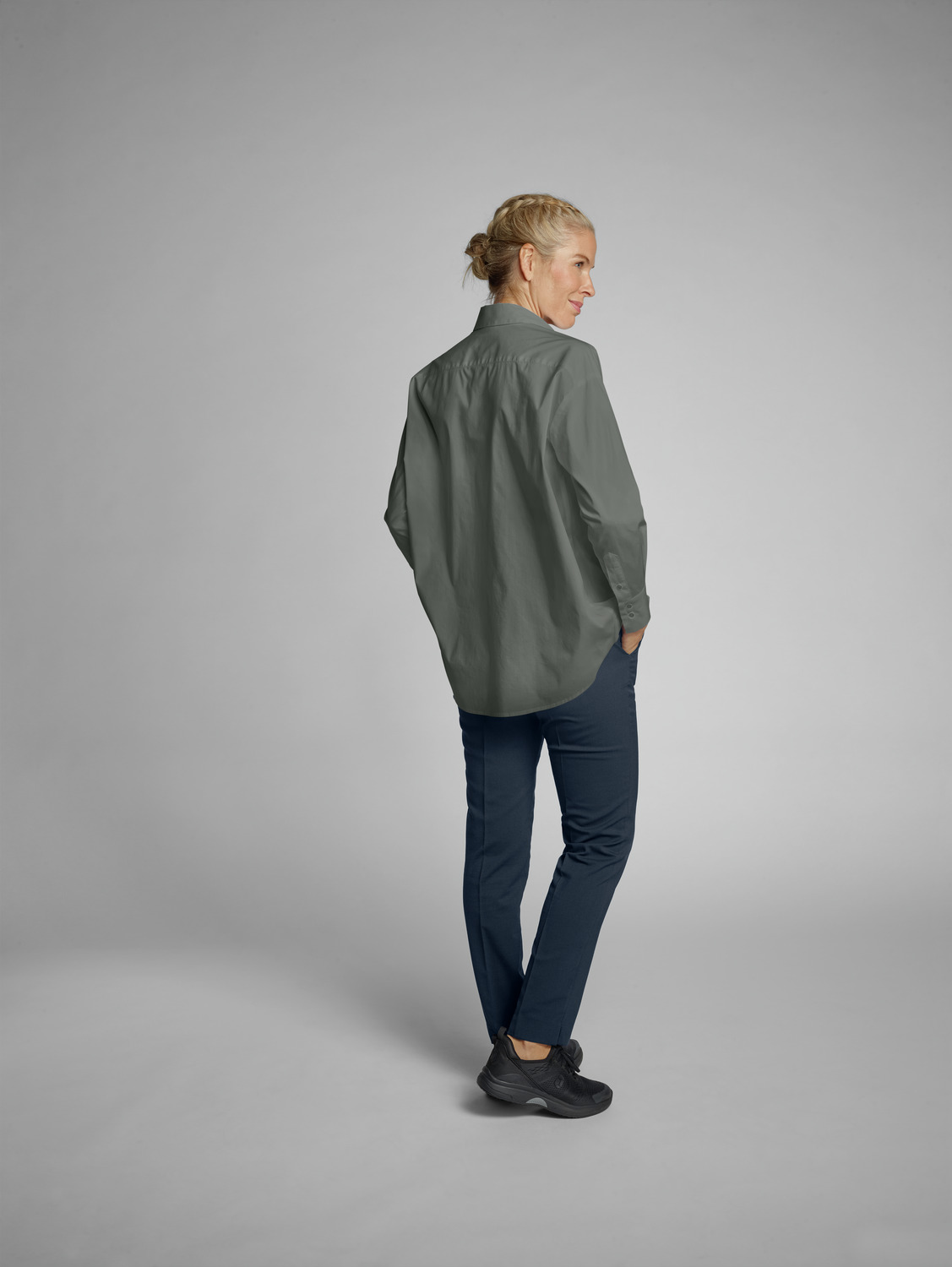 JOBELINE Porter Women's Blouse, Oversize A-line Cut, Long Sleeve, Cotton-Polyester Blend, Dark-grey, Catering and Hotel Industry Workwear