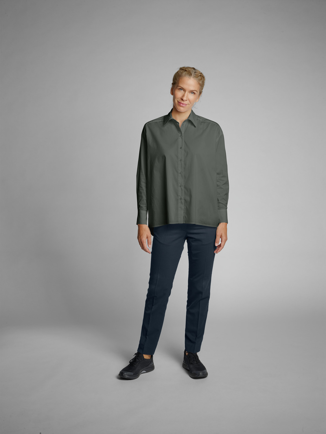 Bluza Jobeline Porter pentru femei, croiala Oversize A-line, amestec bumbac-poliester, maneca lunga, OEKO-TEX Standard 100, pentru Horeca