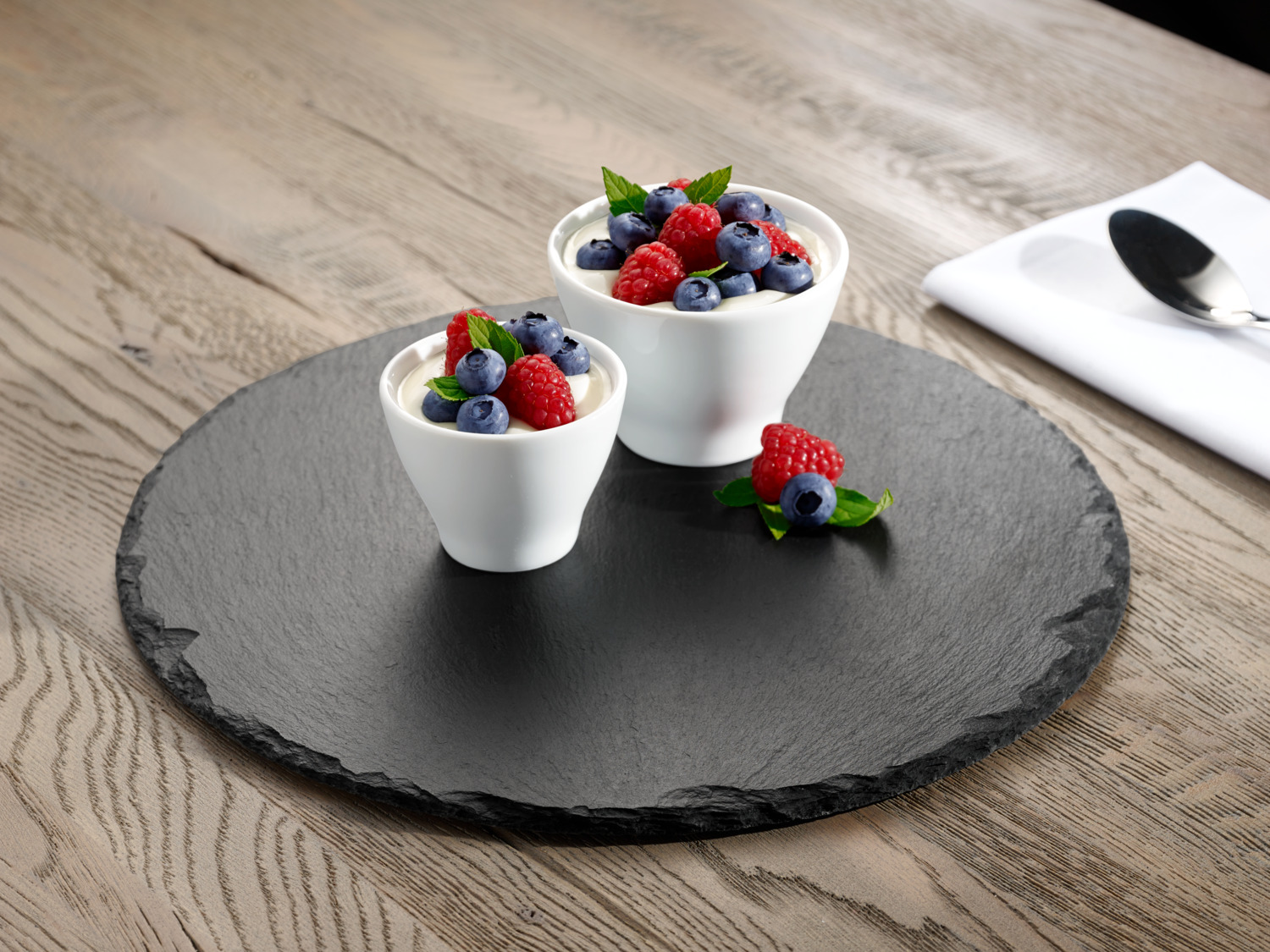 Set de 6 cești de cafea din porțelan VEGA Contrast fără mâner, albe, 190 ml, formă conică, rezistente la mașina de spălat vase și cuptor cu microunde