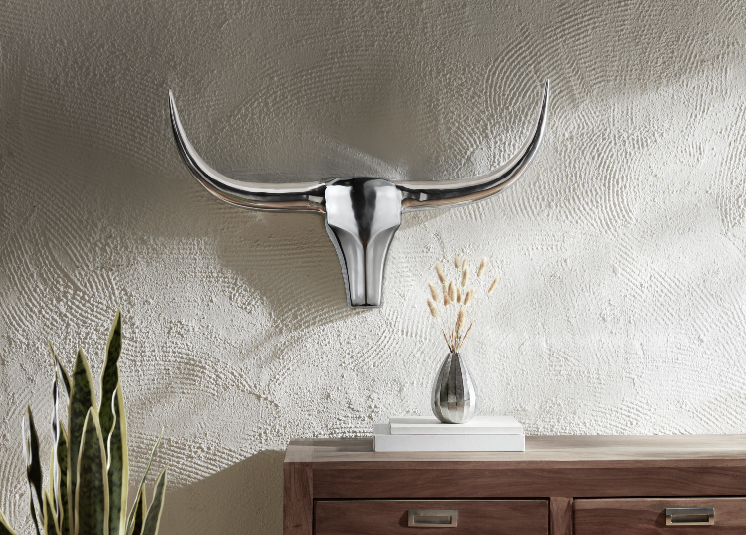 Vega Ambia Bull Head Wall Decoration, Polished Silver Heavy Aluminum Cast, 73 x 6 x 50 cm, Modern Style