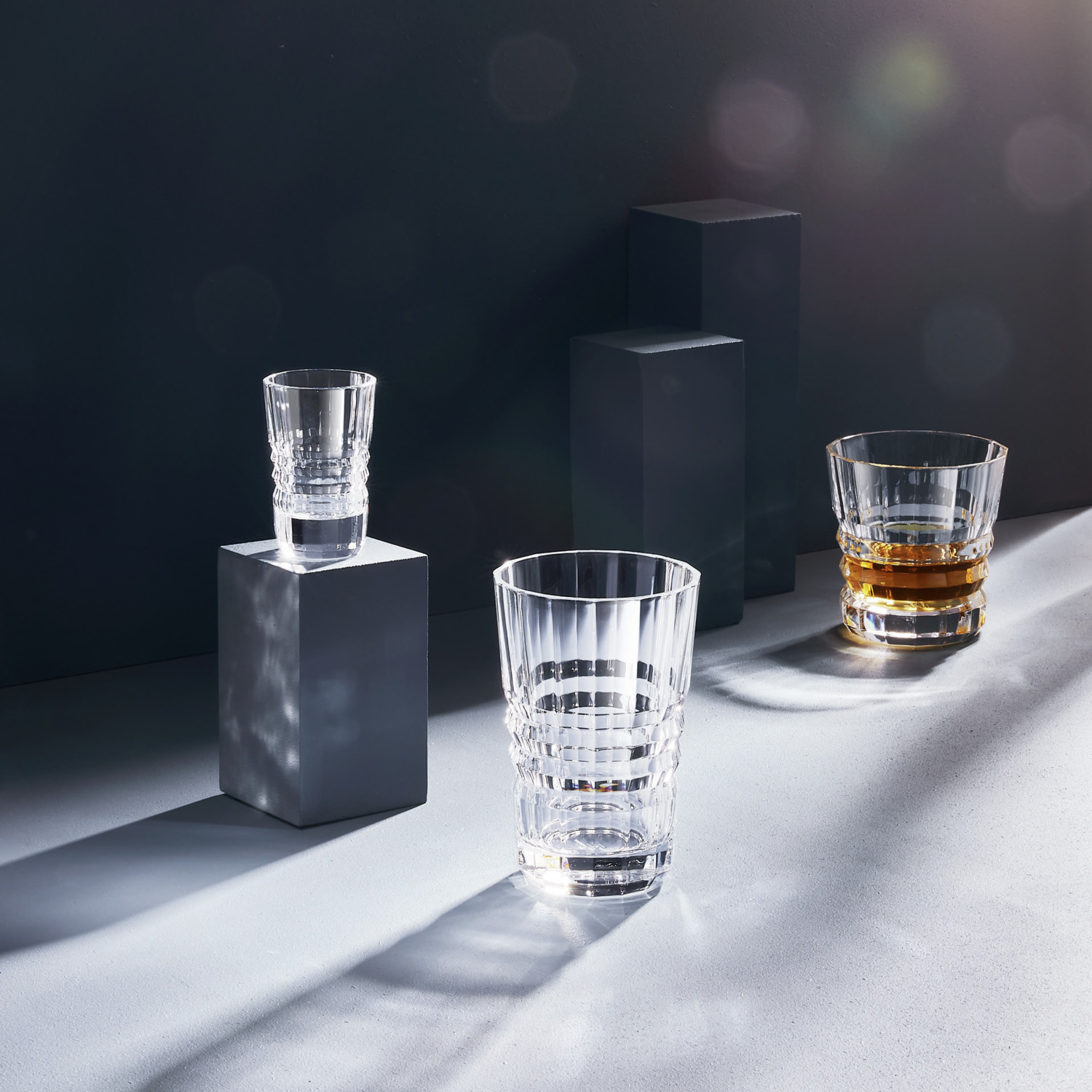 Arcoroc Architecte Whisky Glasses, 320ml Crystal Glass with 3D Sculptural Relief Pattern, Set of 4 Pieces, Dishwasher-Safe, Transparent