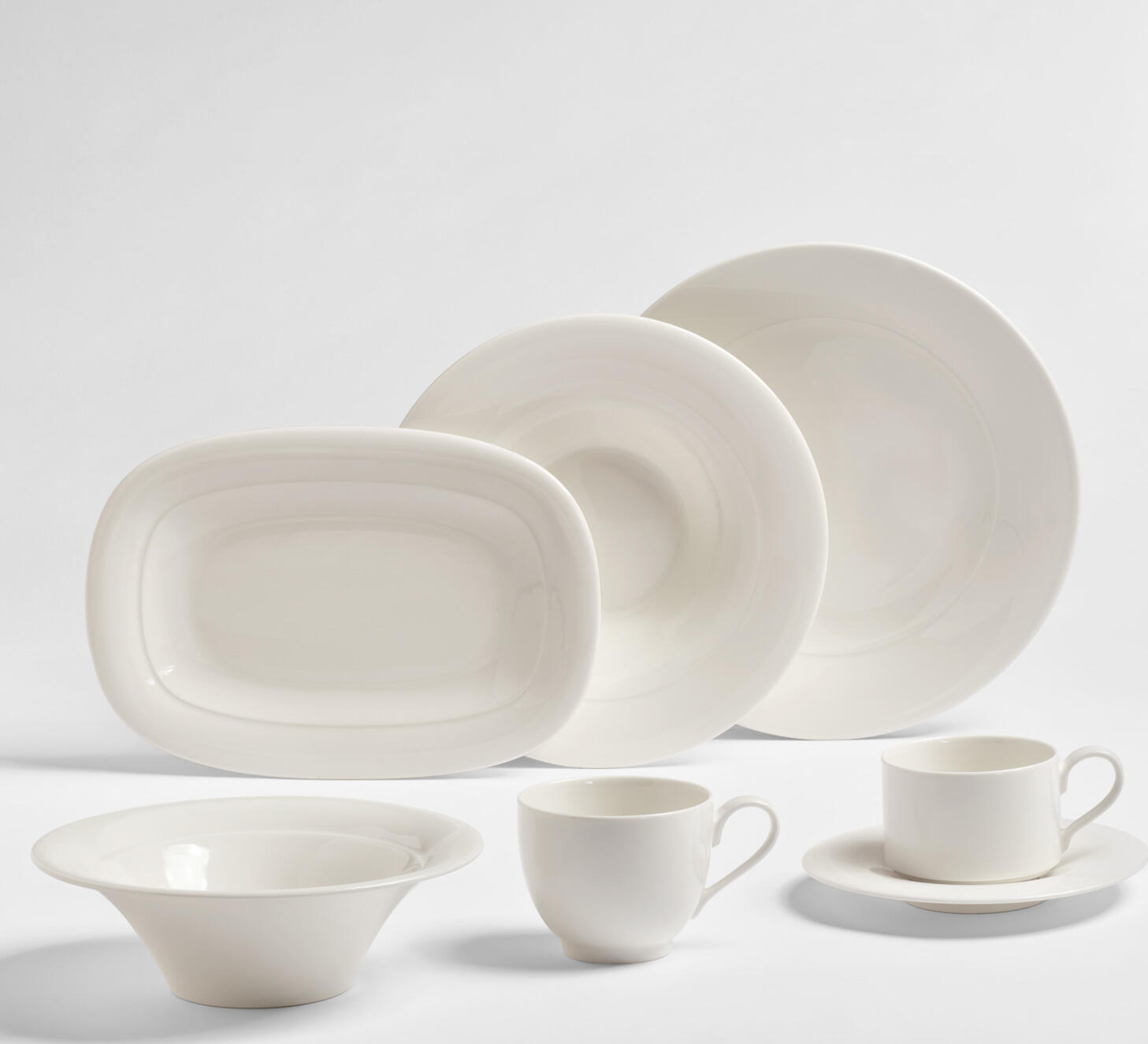 VEGA LUSINI Solutions GmbH Porcelain sample set Premiora 7-piece Mustergarnitur Porzellan Premiora 7-teilig Porcelain sample set Premiora 7-piece; cream white Mustergarnitur Porzellan Premiora 7-teilig; cremeweiß Take advantage of our sample service. The following samples are included: Coffee cup 0.22 l, stackable Coffee cup 0.22 l, not stackable Coffee saucer Ø 16 cm Flat plate Ø 27 cm Deep plate Ø 24 cm Platter 26.5x18.5 cm Bowl 15x4.4 cm Sample items are priced with a nominal fee, if you are not satisfied we will refund the nominal fee. Please contact our customer service for this. Nutzen Sie unseren Musterservice. Folgende Muster sind enthalten: Kaffee-Obertasse 0,22 l, stapelbar Kaffee-Obertasse 0,22 l, nicht stapelbar Kaffee-Untertasse Ø 16 cm Teller flach Ø 27 cm Teller tief Ø 24 cm Platte 26,5x18,5 cm Schale 15x4,4 cm Musterartikel sind mit einer Schutzgebühr bepreist, bei Nichtgefallen erstatten wir Ihnen die Schutzgebühr zurück. Bitte nehmen Sie hierzu Kontakt zu unserem Kundenservice auf.