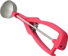 Stöckel Stöckel Söhne Metallwarenfabrik GmbH & Co. KG Ice cream scoop Soleya Eisportionierer Soleya Ice cream scoop Soleya; 0.025 l, 4.5 cm (Ø); red Eisportionierer Soleya; 0.025 l, 4.5 cm (Ø); rot Ice cream scoop with non-stick coating and cold-resistant plastic handle. Dishwasher safe. Eisportionierer mit Antihaftbeschichtung und kälteabweisendem Kunststoffgriff. Spülmaschinenfest.