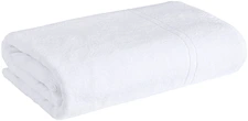 ERWIN M. LUSINI Solutions GmbH Bath towel Dina Badetuch Dina Bath towel Dina; 100x150 cm (WxL); white Badetuch Dina; 100x150 cm (BxL); weiß 100% cotton. Weight approx. 500 g/m². Twisted terry bath towel in high quality, durable, Especially durable, developed in timeless, combinable natural tones. Personalization possible. 100 % Baumwolle. Gewicht ca. 500 g/m². Zwirnfrottier Badetuch in hochwertiger, strapazierfähiger Qualität, Besonders langlebig, entwickelt in zeitlosen, kombinierbaren Naturtönen. Personalisierung möglich.