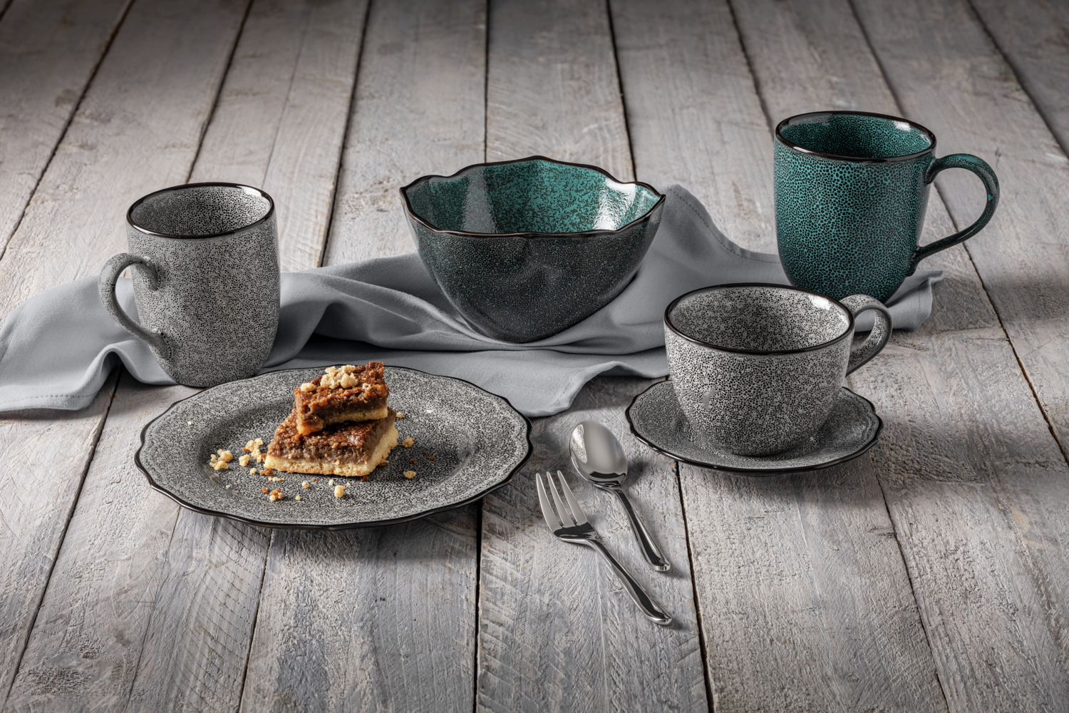 VEGA Antiqus Porcelain Coffee Mug Set of 6, 350 ml, Dishwasher and Microwave Safe, 8 cm Diameter, 9.7 cm Height