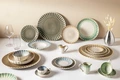Farfurie Rasa VEGA Flora, Porcelana Durabila, Diametru 26.6 cm, Verde/Bej, Design cu Relief Floral, Set de 4 Piese pentru Catering Profesional