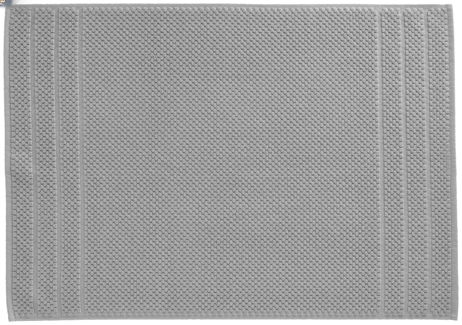 ERWIN M. LUSINI Solutions GmbH Bath mat Tavira Badematte Tavira Bath mat Tavira ; 50x70 cm (WxL); light-grey Badematte Tavira ; 50x70 cm (BxL); hellgrau 100% cotton. Weight approx. 700 g/m². Super-absorbent single-ply terry bath mat with high-quality Low Twist special yarns made of pure cotton. The bath mat has an impressively soft feel and modern waffle texture. 100 % Baumwolle. Gewicht ca. 700 g/m². Super saugfähige Walkfrottier Badematte mit hochwertigen Low Twist Spezialgarnen. Dank der speziellen Garnkonstruktion trocknen diese Tücher schneller als vergleichbare Handtücher aus reiner Baumwolle. Die Badematte überzeugt durch seine weiche Haptik und die moderne Waffelstruktur.