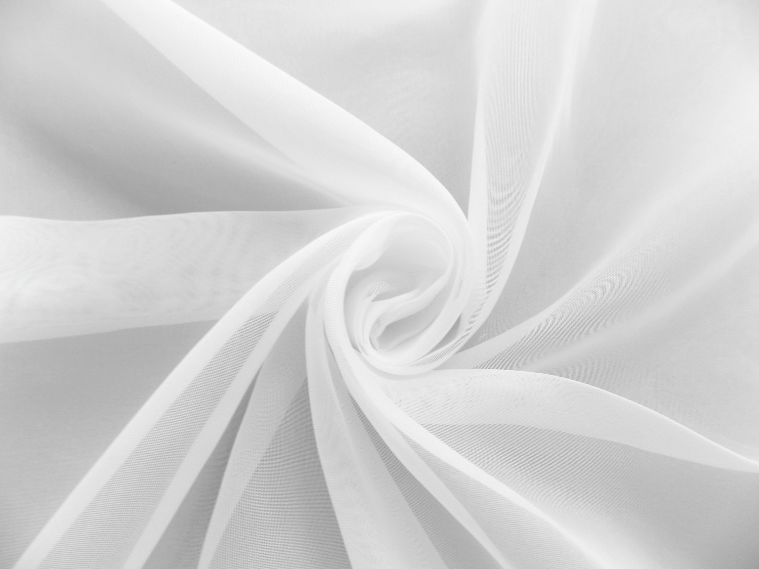 LUSINI Rubin Transparent Sheer Curtain, White, 100% Polyester, 600 x 225 cm, Pencil Pleat, Flame Retardant DIN 4102 B1, OEKO-TEX Standard 100