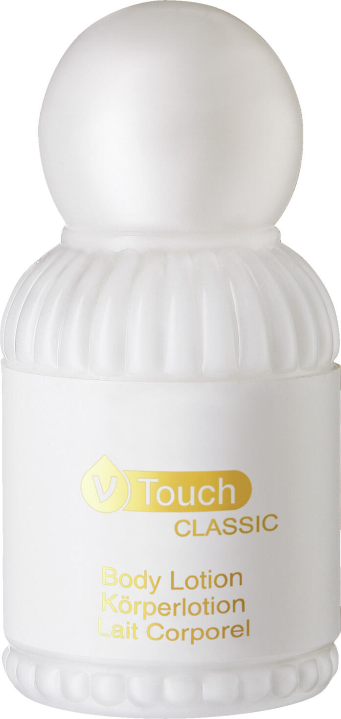 V-Touch LUSINI Solutions GmbH Hotel body lotion Classic Hotel Bodylotion Classic Hotel body lotion Classic; 30 ml; white; 297 piece / pack Hotel Bodylotion Classic; 30 ml; weiß; 297 Stück / Pack Mildly nourishing body lotion V-Touch Classic with a subtle fragrance. Suitable for all skin types. The body lotion provides optimum moisture after a bath or shower and leaves the skin soft and smooth. With exquisite fragrance compositions of citrus fruits, rose, jasmine, cyclamen, magnolia and white musk. Dermatologically tested and pH-neutral. In a transparent 45 ml bottle with screw cap. The body lotion complements the V-Touch Classic hotel cosmetics series, order the matching V-Touch Classic bath/shower gel at the same time. Mild pflegende Körperlotion V-Touch Classic mit dezentem Duft. Für alle Hauttypen geeignet. Die Bodylotion spendet nach Bad oder Dusche optimal Feuchtigkeit und macht die Haut zart und weich. Mit erlesene Duftkompositionen von Zitrusfrüchte, Rose, Jasmin, Alpenveilchen, Magnolie und weißen Moschus. Dermatologisch getestet und pH-neutral. Im transparenten 45 ml-Fläschchen mit Schraubverschluss. Die Bodylotion ergänzt die Hotelkosmetikserie V-Touch Classic, passendes Bade-/Duschgel V-Touch Classic gleich mitbestellen.
