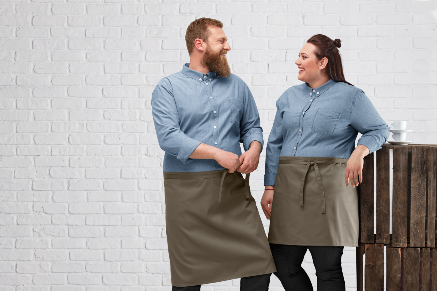 Camasa JOBELINE pentru barbati cu maneca lunga din chambray, 100% bumbac, cu guler pe nasturi si buzunar, OEKO-TEX Standard 100, 23.HDE.44540