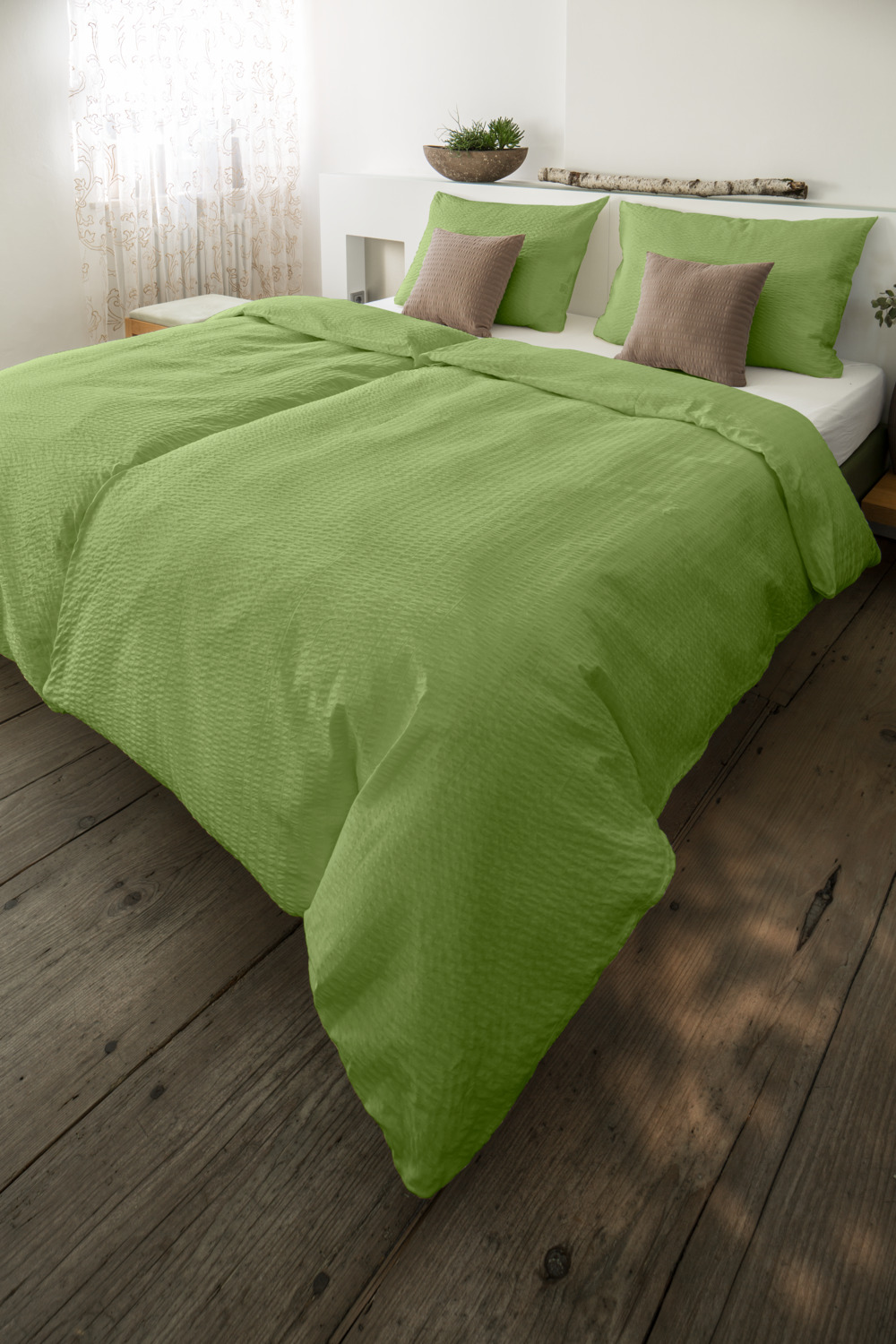 ERWIN M. Yardware Mallorca Bedding Fabric, 100% Cotton Chemical Seersucker, 160 cm Width, Green, Easy-care, OEKO-TEX Standard 100, Sold by the Meter