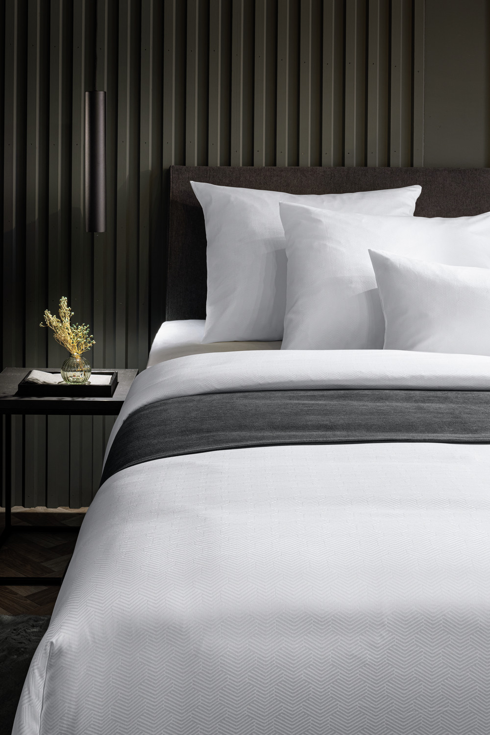 ERWIN M. LUSINI Livorno Bed Linen Set, 100% Cotton Damask, Geometric Woven Pattern, 350 TC, White, 135x200 cm Duvet Cover, 80x80 cm Pillowcase, Set of 2