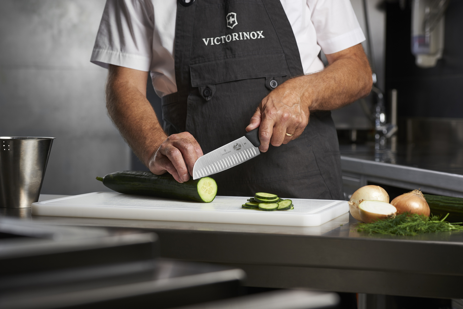 Victorinox Fibrox Santoku Knife, 17 cm Stainless Steel Blade with Granton Edge, Non-Slip Ergonomic TPE Handle, NSF Certified, Swiss Made
