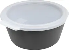 koziol koziol »ideas for friends GmbH Reusable container Move Mehrweg-Behälter Move Reusable container Move; 700 ml, 15.7x7.7 cm (ØxH); grey; round; 10 piece / pack Mehrweg-Behälter Move; 700 ml, 15.7x7.7 cm (ØxH); grau; rund; 10 Stück / Pack Reusable container with lid made of bio-based plastic and wood fibers. The lid has an integrated slot for labels and seals to prevent leaks. Provides reliable temperature resistance between -20 °C and +100 °C. Stackable in compact form, recyclable, suitable for industrial dishwasher, microwaveable (simply turn lid), BPA-free, melamine-free. Wiederverwendbarer Behälter mit Deckel besteht aus biozirkulären Kunststoff und Holzfasern. Der Deckel hat einen integrierten Schlitz für Etiketten und verschließt auslaufsicher. Die Temperaturbeständigkeit ist zwischen -20 °C und +100 °C zuverlässig gewährleistet. Kompakt stapelbar, recyclebar, Industriespülmaschinengeeignet, mikrowellengeeignet (Deckel einfach umdrehen), BPA frei, melaminfrei.