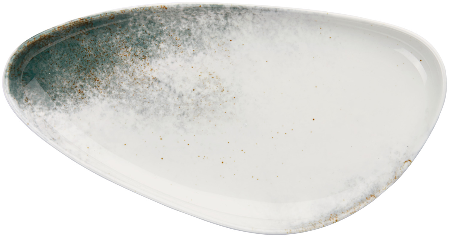 VEGA LUSINI Solutions GmbH Serving platter Purior Servierplatte Purior Serving platter Purior; 30.5x16x2.6 cm (LxWxH); white/teal; 6 piece / pack Servierplatte Purior; 30.5x16x2.6 cm (LxBxH); weiß/petrol; 6 Stück / Pack Colored porcelain platter in irregular organic shape. Available in different shades. Dishwasher safe and microwaveable. Farbige Platte aus Porzellan in unregelmäßiger, organischer Form. In verschiedenen Farbtönen erhältlich. Spülmaschinenfest und mikrowellengeeignet.