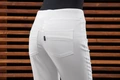 JOBELINE LUSINI Solutions GmbH Women's trousers Lexi Damenhose Lexi Women's trousers Lexi; Size 36; black Damenhose Lexi; Kleidergröße 36; schwarz 96 % cotton, 4 % spandex. 40 °C wash. Comfortable, easy-care capri pants for women in 5-pocket form with elastic knitted waistband, the width of which can be regulated by a band. Body-hugging cut. Inside leg length: 54 cm for size 36. 96 % Baumwolle, 4 % Elasthan. 40°-Wäsche. Bequeme, pflegeleichte Capri-Hose für Damen in 5-Pocket-Form mit elastischem Strickbund, dessen Weite durch ein Band reguliert werden kann. Körpernah geschnitten. Innenbeinlänge: 54 cm in Gr 36