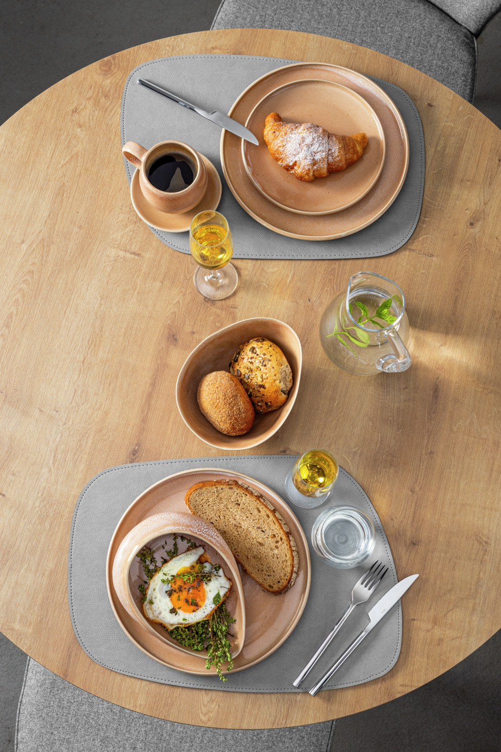 Set de 4 farfurii plate din porțelan VEGA Cascais, 26.5 cm, Culoare Cais cu Gradient și Pete Irregulate, Compatibile cu Mașina de Spălat Vase și Cuptorul cu Microunde
