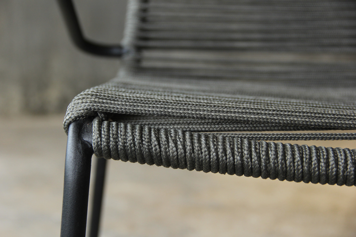 VEGA Filea Outdoor Stacking Chair, Grey Rope Wicker Seat, Zinc-Coated Steel Frame, UV-Resistant, Weatherproof, 58x56x87 cm, Max Load 160 kg