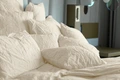 Husa pentru perna ERWIN M. LUSINI Riala, 65 x 100 cm, Alb Natural, Percale din 55% In si 45% Bumbac, Aspect Crash, Închidere Hotel, OEKO-TEX Standard 100