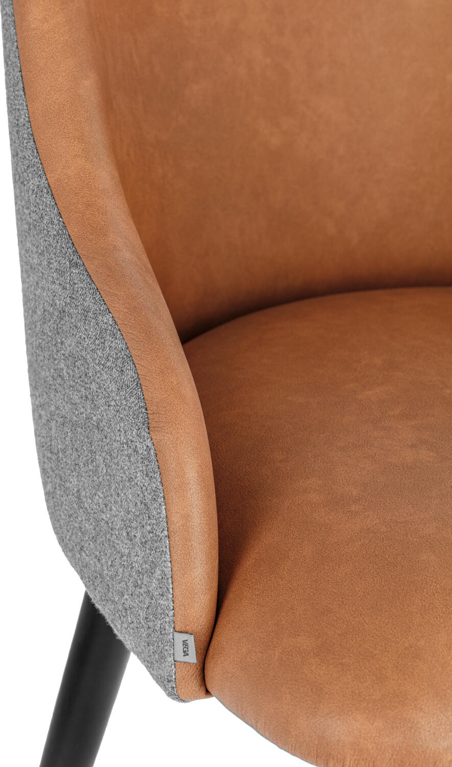 Scaun Tapitat VEGA Almonda Mix, Piele Ecologica Cognac si Material Light Grey, Picioare Lemn Fag Lacuit Negru, 54x64x77.5 cm, Ignifug