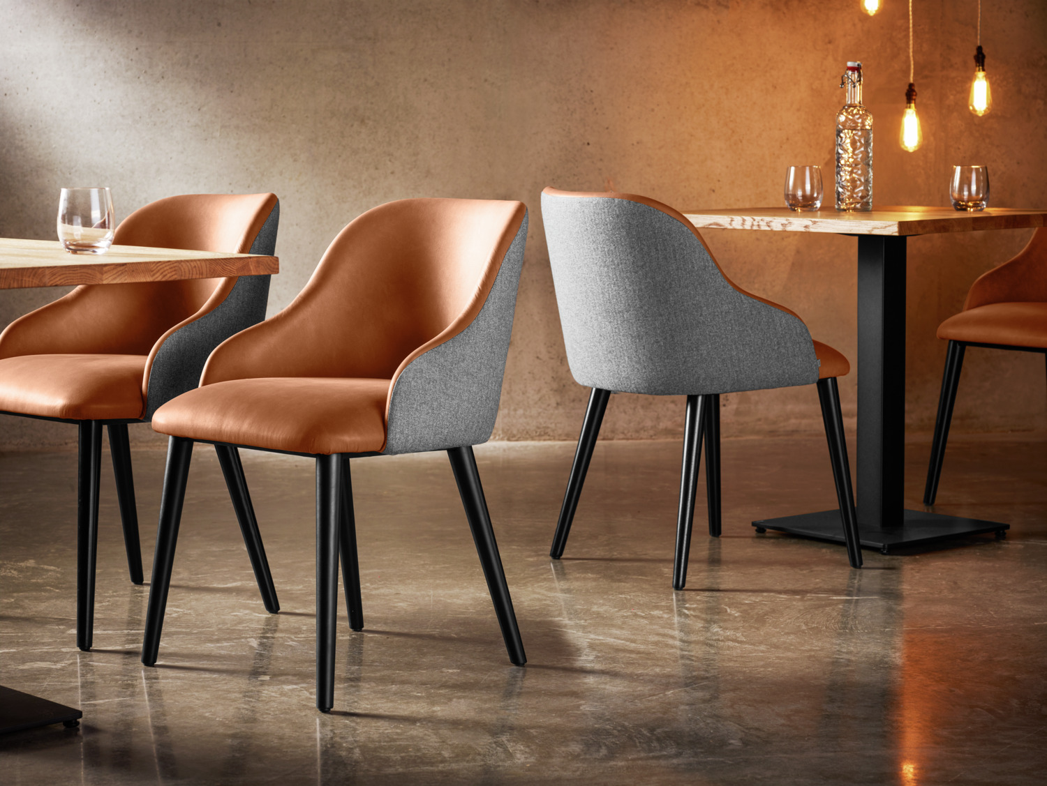 Scaun Tapitat VEGA Almonda Mix, Piele Ecologica Cognac si Material Light Grey, Picioare Lemn Fag Lacuit Negru, 54x64x77.5 cm, Ignifug