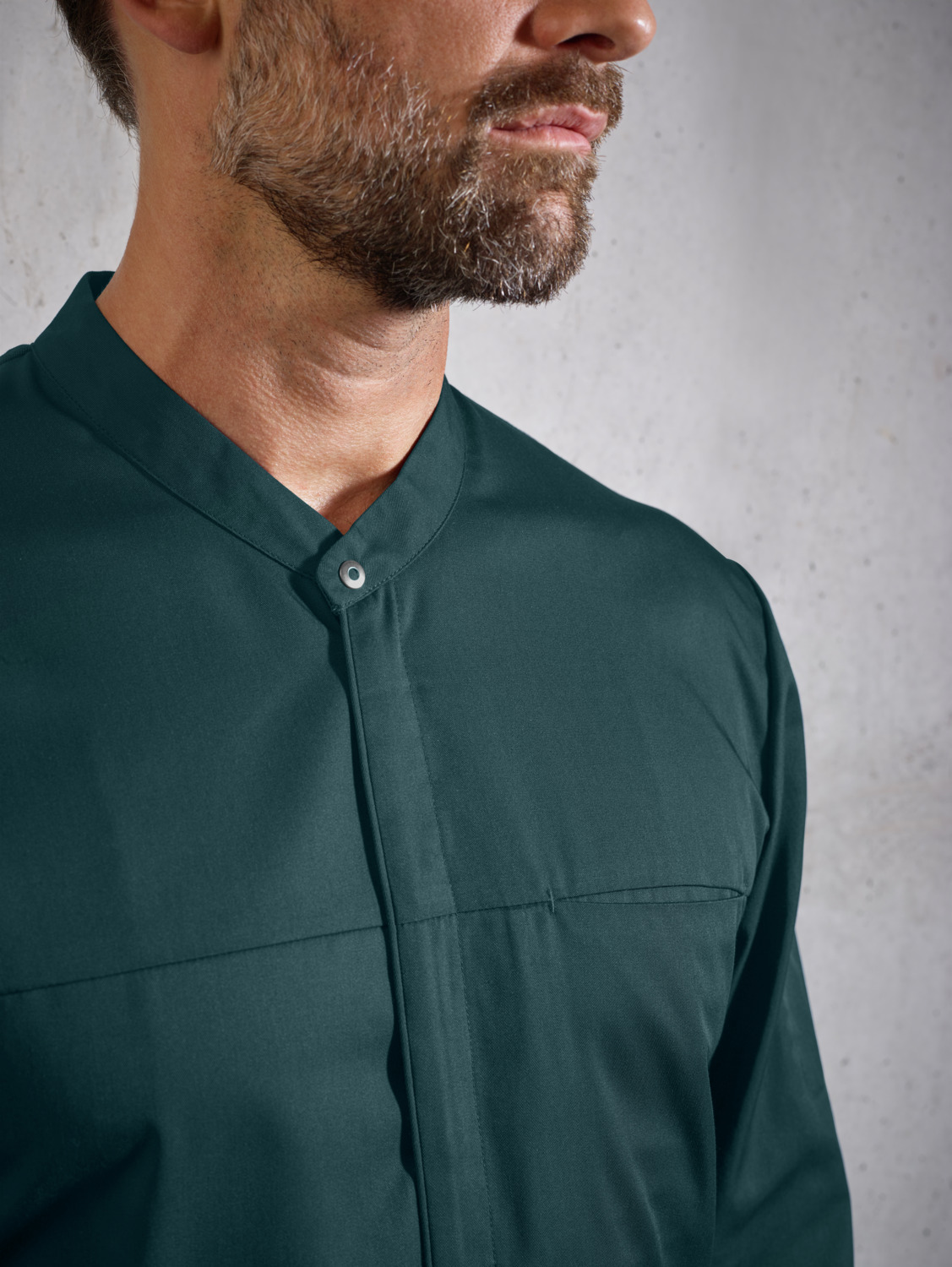 Jacket de Bucatar Jobeline Raphael cu Maneca Lunga pentru Barbati, 65% Poliester 35% Bumbac, Croiala Slim, Spate din Pique Respirabil, Verde Petrol