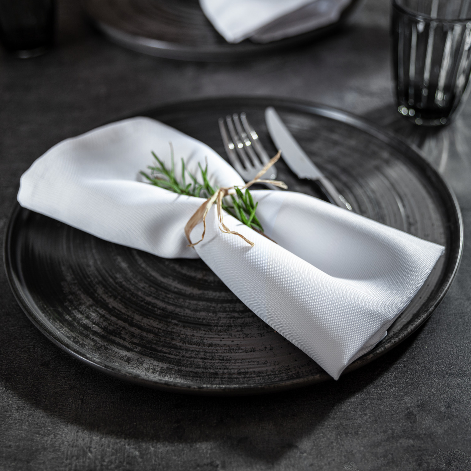 VEGA Etana Flat Plate Set of 4, Grey Matte Porcelain, Round 30 cm Diameter, Concentric Circular Ridges, Dishwasher and Microwave Safe
