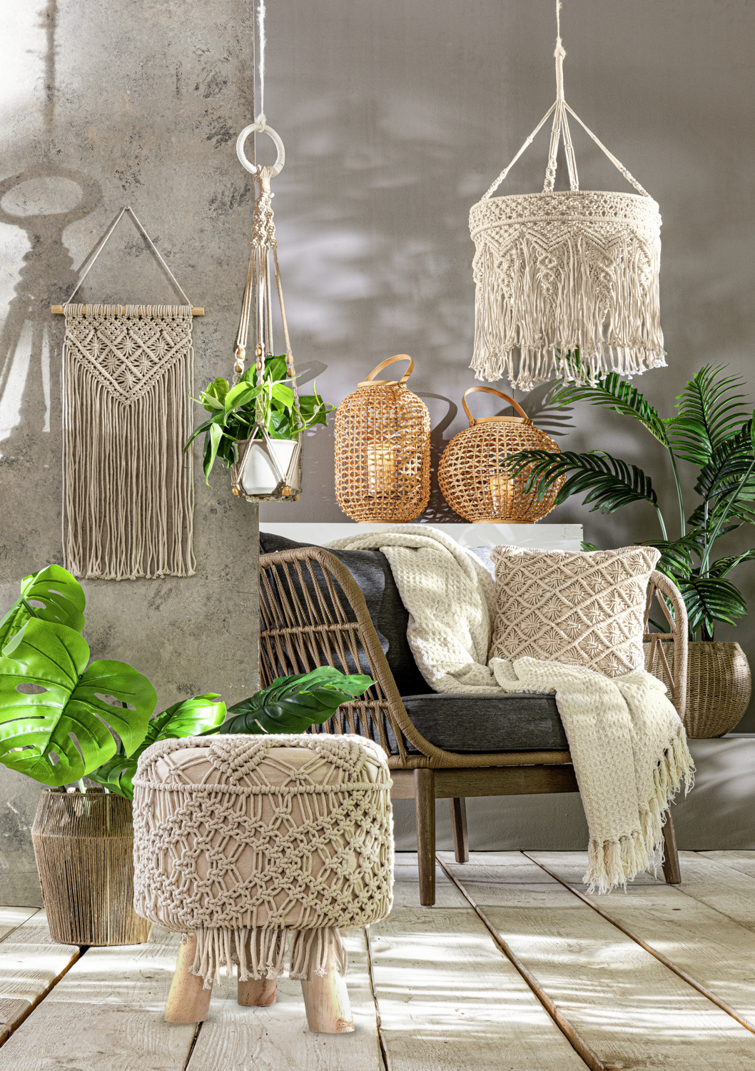 Vega Natsuki Macrame Hanging Basket, Cotton Plant Hanger with Wooden Balls, 90 x 10 cm, Cream White and Brown