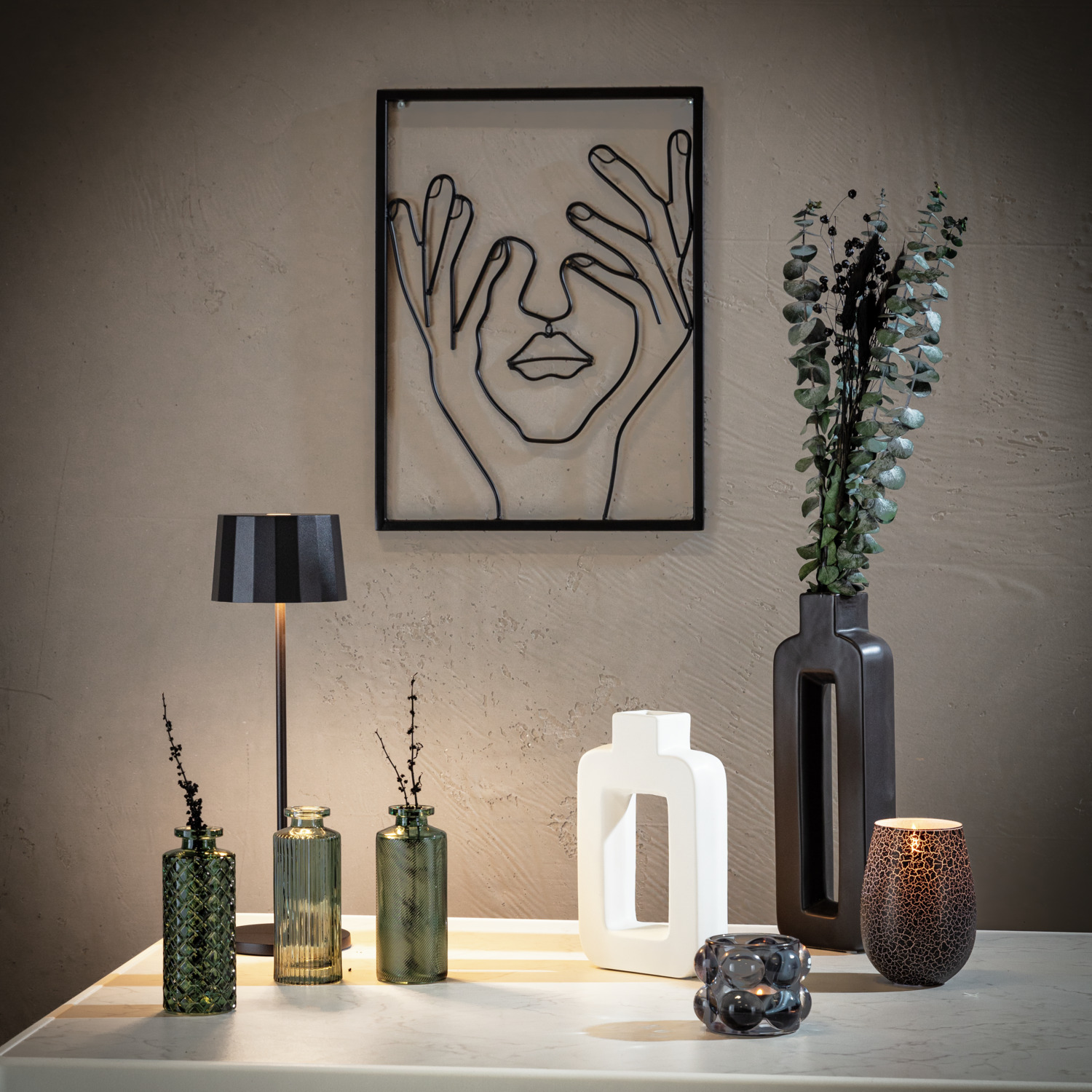 LUSINI Solutions GmbH Soraya Porcelain Vase, Modern Rectangular Waterproof Vase with Central Cutout, Black, 29.3 cm