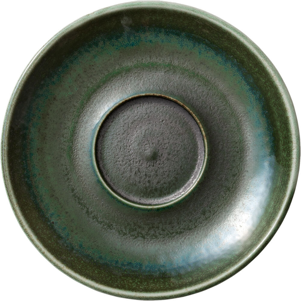 HEART&SOUL BHS tabletop AG Saucer Perfect Match Avocado Untertasse Perfect Match Avocado Saucer Perfect Match Avocado; 15.5x2.2 cm (ØxH); light-green/green; round; 6 piece / pack Untertasse Perfect Match Avocado; 15.5x2.2 cm (ØxH); hellgrün/grün; rund; 6 Stück / Pack This series is made of high-quality porcelain and impresses with its modern yet timeless look. The light green color gives your table a fresh and appealing look. Another highlight is its dishwasher-safe feature, which saves you the hassle of washing up by hand. You can easily clean the bowls in the dishwasher. Diese Serie wird aus hochwertigem Porzellan hergestellt und überzeugen mit ihrer modernen und dennoch zeitlosen Optik. Die hellgrüne Farbe verleiht Ihrem Tisch einen frischen und ansprechenden Look. Ein weiteres Highlight ist ihre spülmaschinengeeignete Eigenschaft, die Ihnen das lästige Abwaschen von Hand erspart. Sie können die Schalen ganz bequem in der Spülmaschine reinigen.