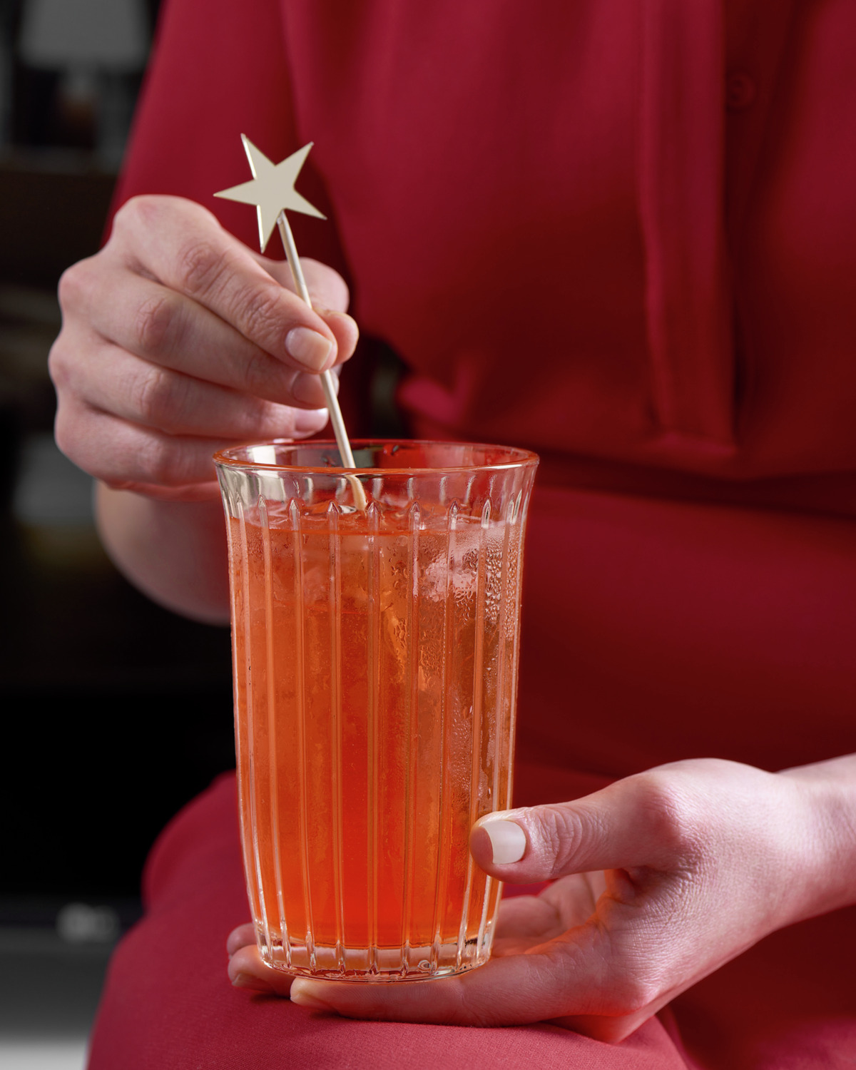 Set de 4 pahare pentru cocktailuri Pasabahce Joy Long Drink, 365 ml, sticla transparenta cu textura canelata, rezistente la masina de spalat vase