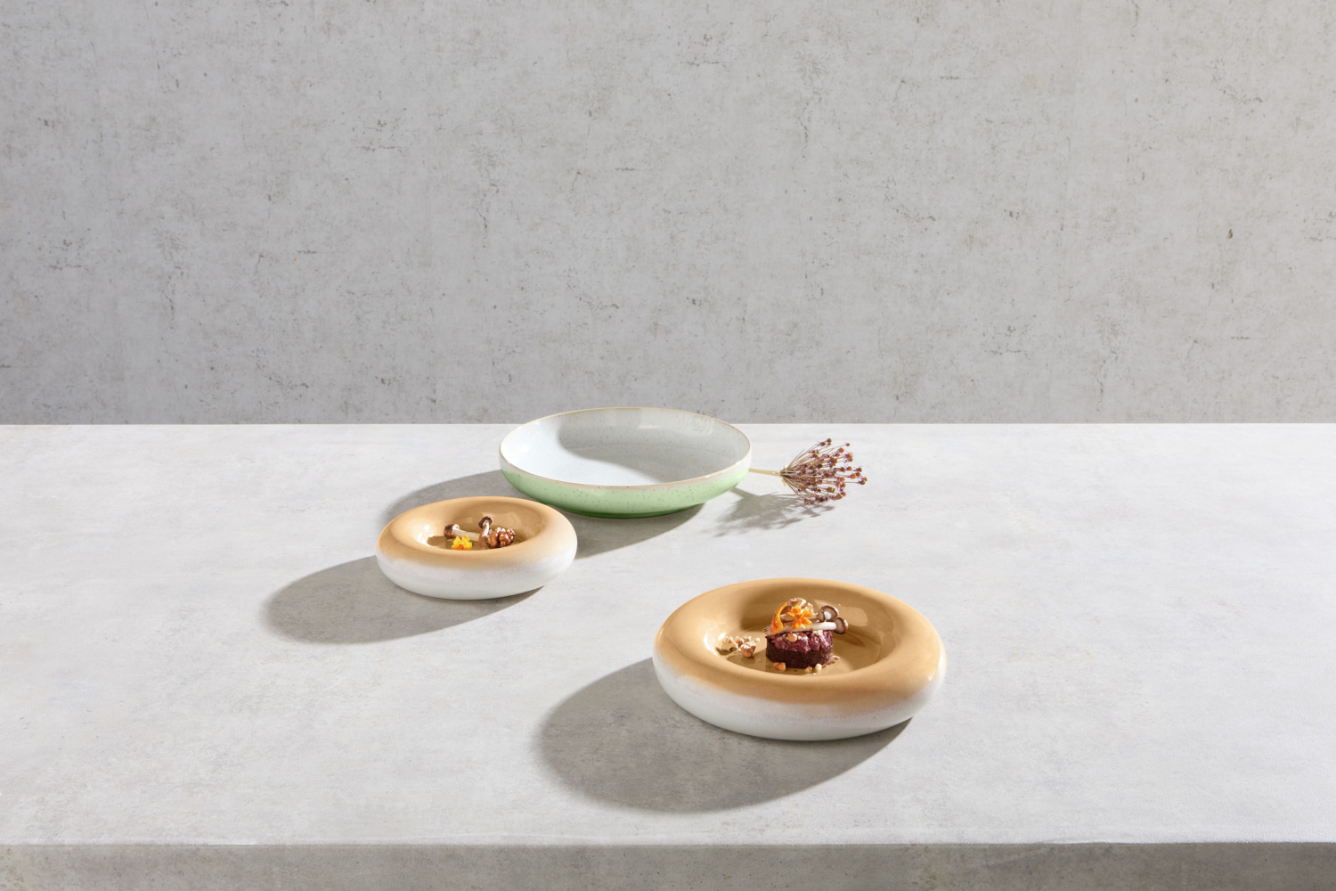 VEGA Cascais Porcelain Teller Showpiece, 21 cm Round Donut-shaped Presentation Object, Apricot, Set of 3 pieces