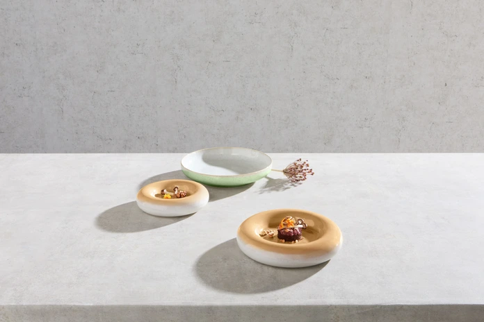 VEGA Cascais Porcelain Teller Showpiece, 21 cm Round Donut-shaped Presentation Object, Apricot, Set of 3 pieces