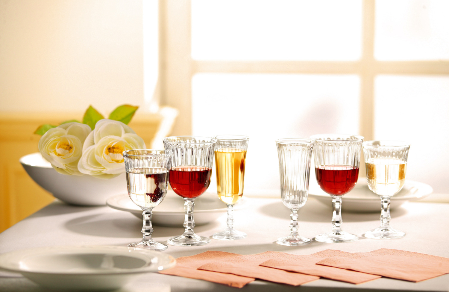 Royal Leerdam Nostalgie White Wine Glass Set of 6, 180 ml, Transparent Ribbed Glass with Faceted Stem, Dishwasher Safe, Heavy Quality